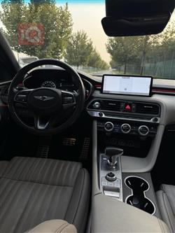 جێنسس G70